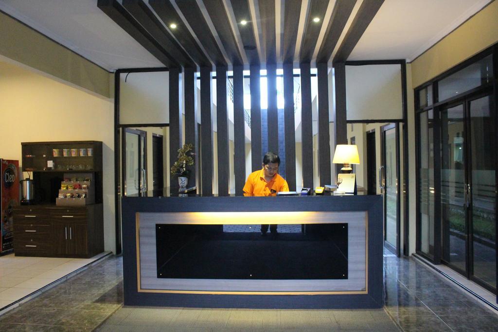 Penginapan Asiera Banyuwangi  Esterno foto
